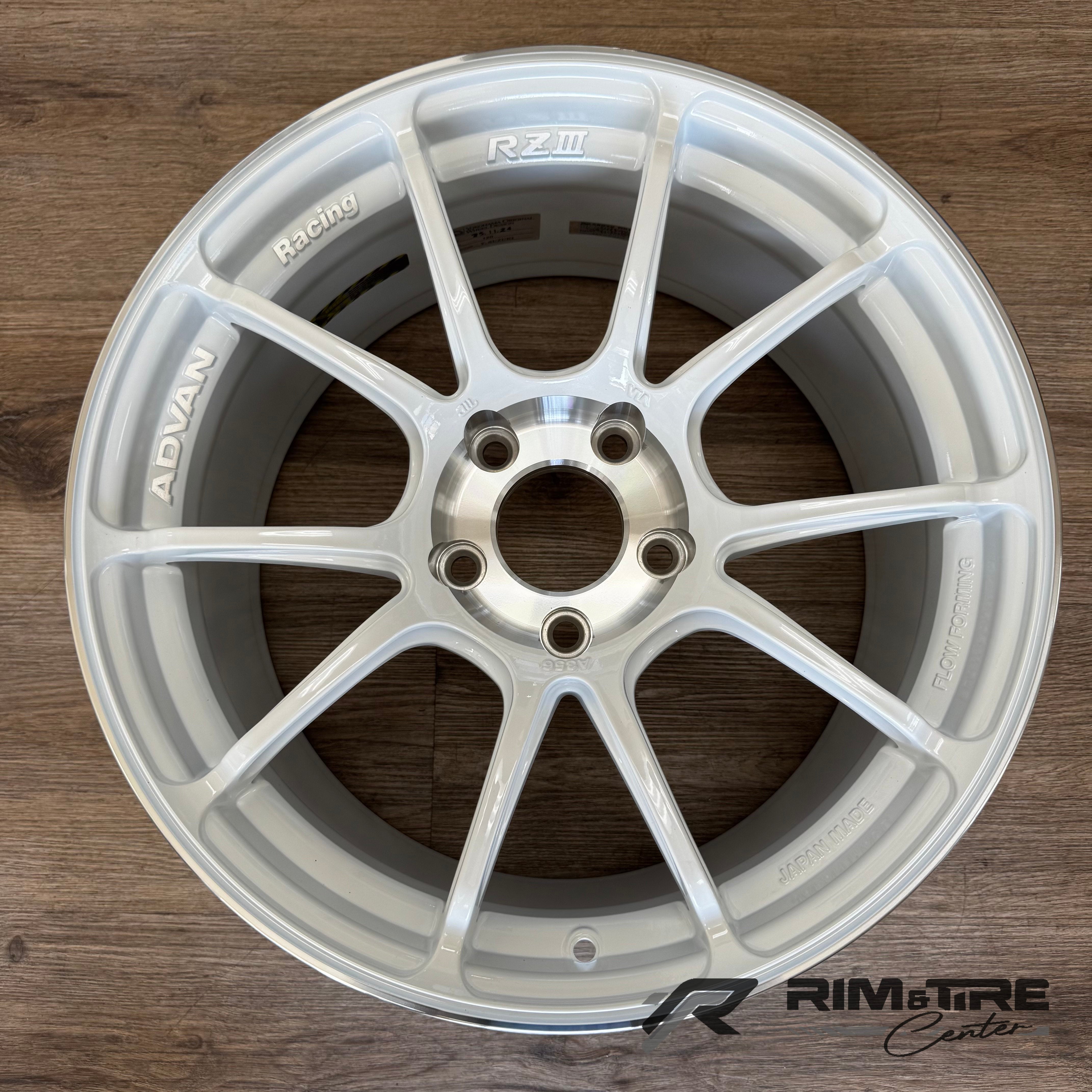 Advan RZIII 18x9.5 +45 5x120 Racing White & Diamond Cut (Set of 4