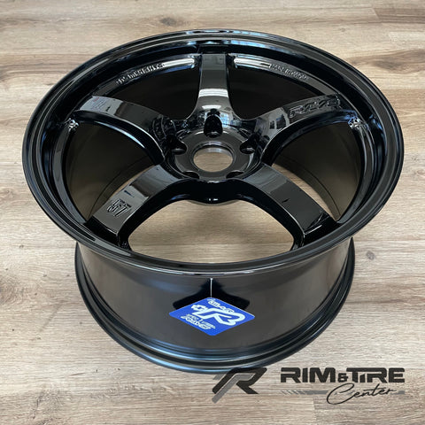 Gram Lights 57CR 18x9.5 +22/18x10.5 +22 5x114.3 Glossy Black (Staggered, Set of 4) WGCRX22EGX/WGCRAC22EGX