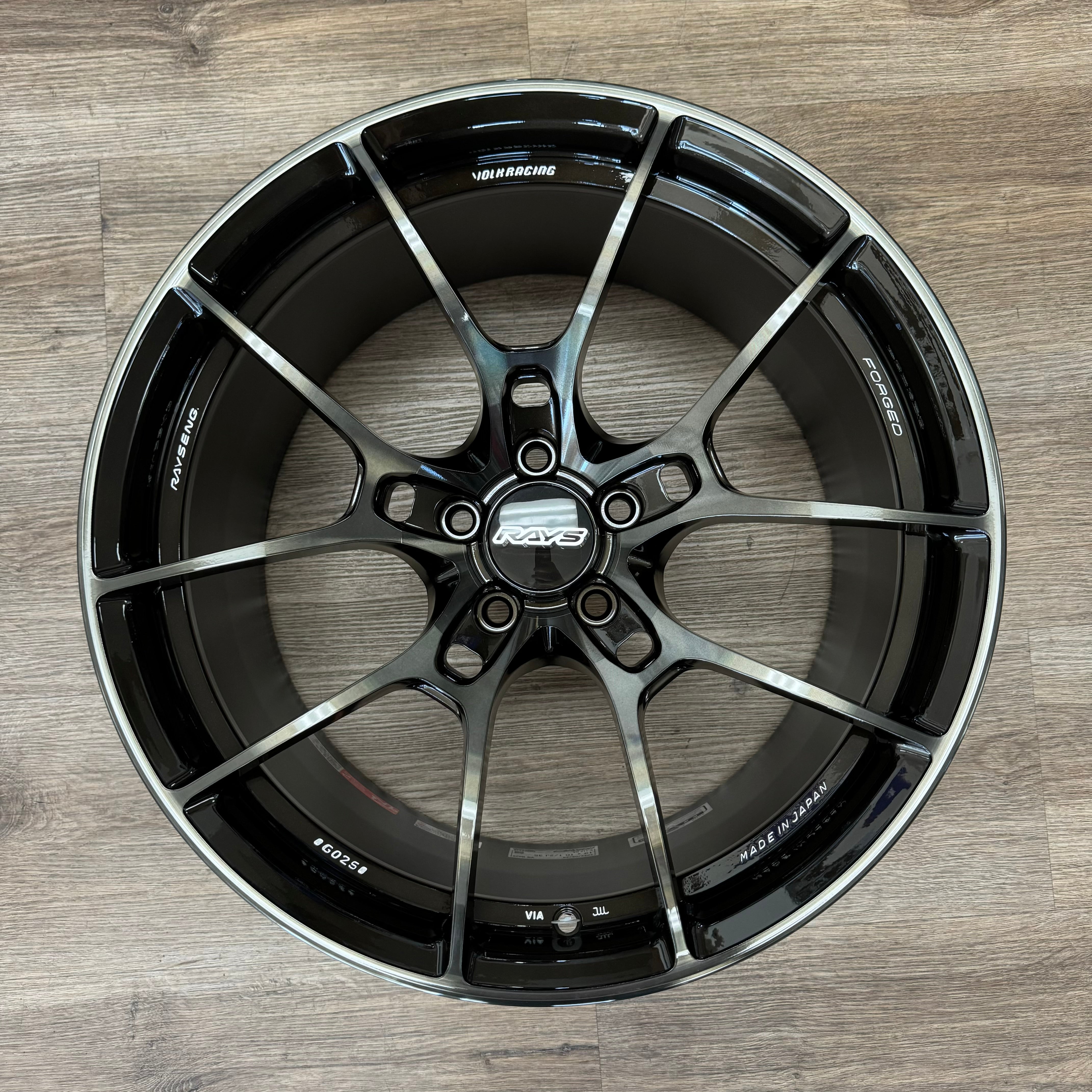Go025 Rims Volk Racing G025 19x9.5 +25/19x10.5 +35 5x112 Dark Amber Clear (Set of ...