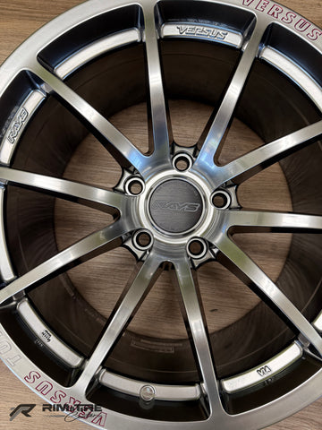 Rays Versus VT125S 18x9.5 +38 5x120 Grace Silver (Set of 4) WT1X38WQNK