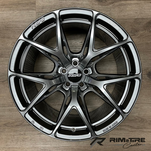 Rays Versus VV21S 18x9.5 +38 5x100 Grace Silver (Set of 4