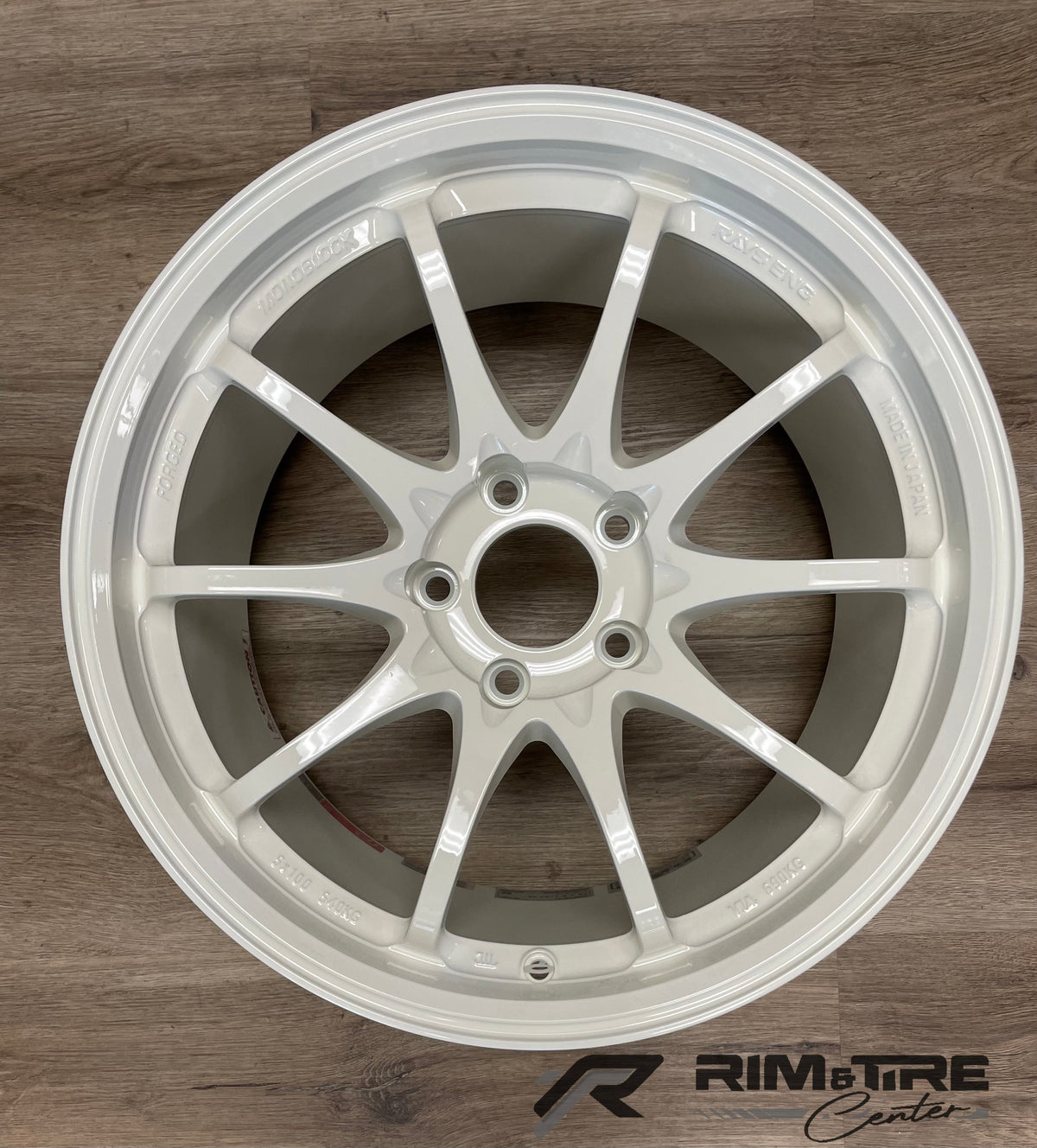 Volk Racing CE28SL 18x9.5 +35 5x120 Championship White (Set of 4) WV2X35WPCW