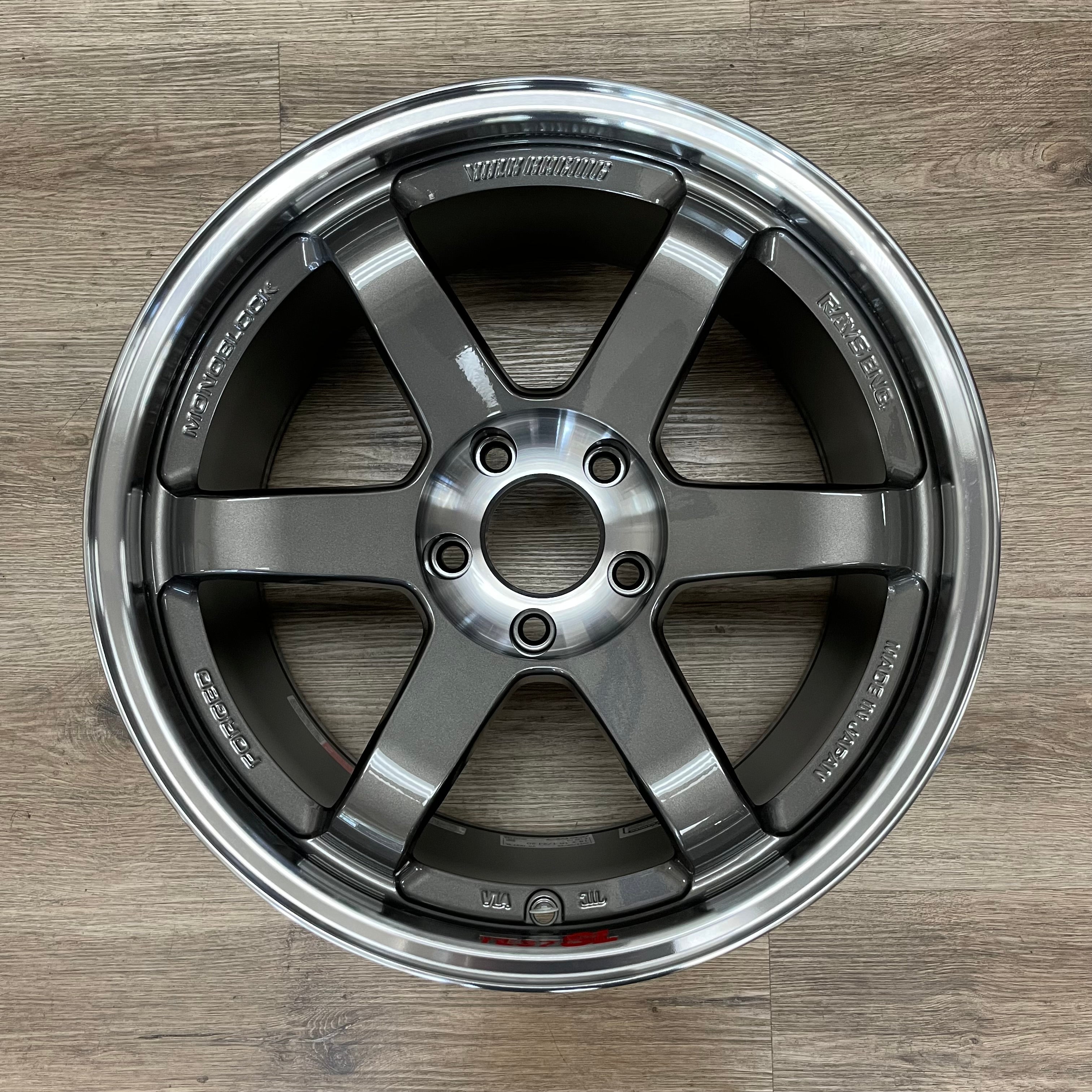 Volk Racing TE37SL 18x9.5 +22/18x10.5 +20 5x120 Pressed Graphite (Stag ...