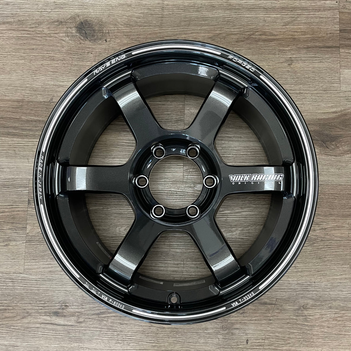 Volk Racing TE37 Large PCD Progressive II 18x9 +0 6x139.7 Diamond Dark Gunmetal (Set of 4) WVDEW00KMM