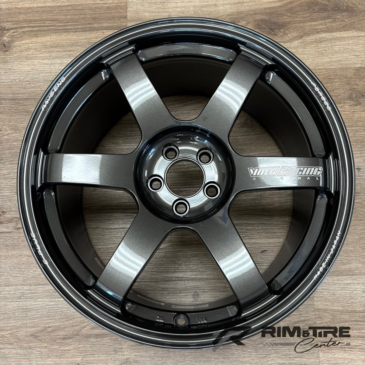 Volk Racing TE37 Saga S-Plus 18x9.5 +43 5x100 Diamond Dark Gunmetal (Set of 4) WVDG2X43DMM