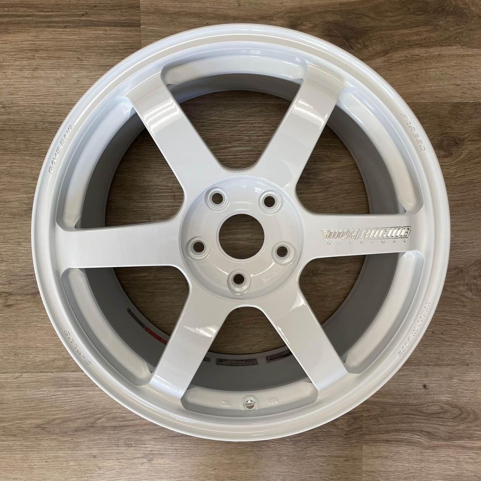 Te37 White Rims Volk Racing TE37 Saga S-Plus 18x9.5 +38 5x114.3 Dash White (Set of 4 ...