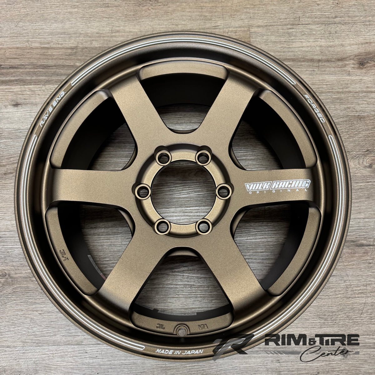 Volk Racing TE37 SB 18x8.5 +22 6x139.7 Bronze (Set of 4) WVDNV22KA