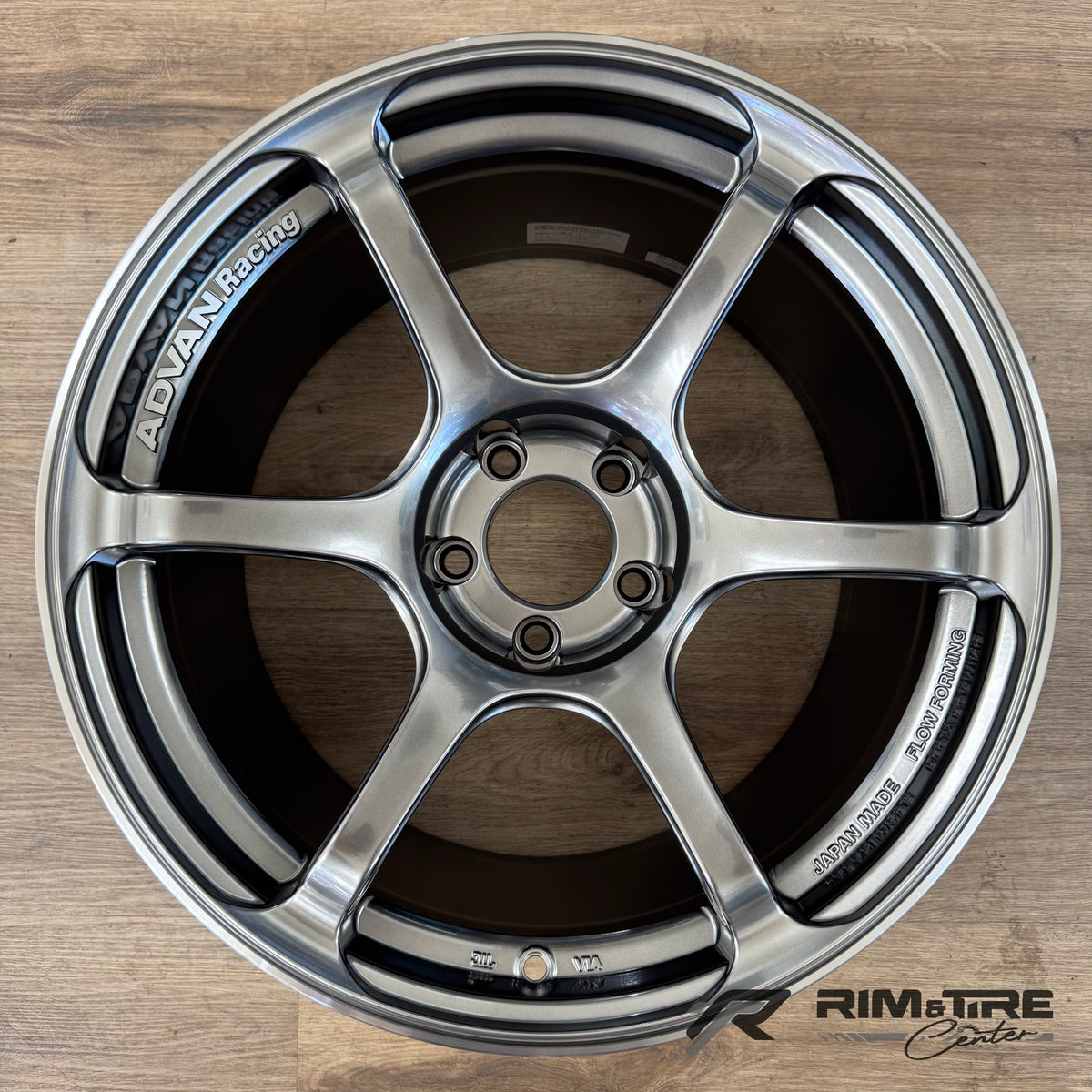 Advan RG4 18x10.5 +15 5x114.3 Racing Hyper Black (Set of 4) YA48L15EHBR
