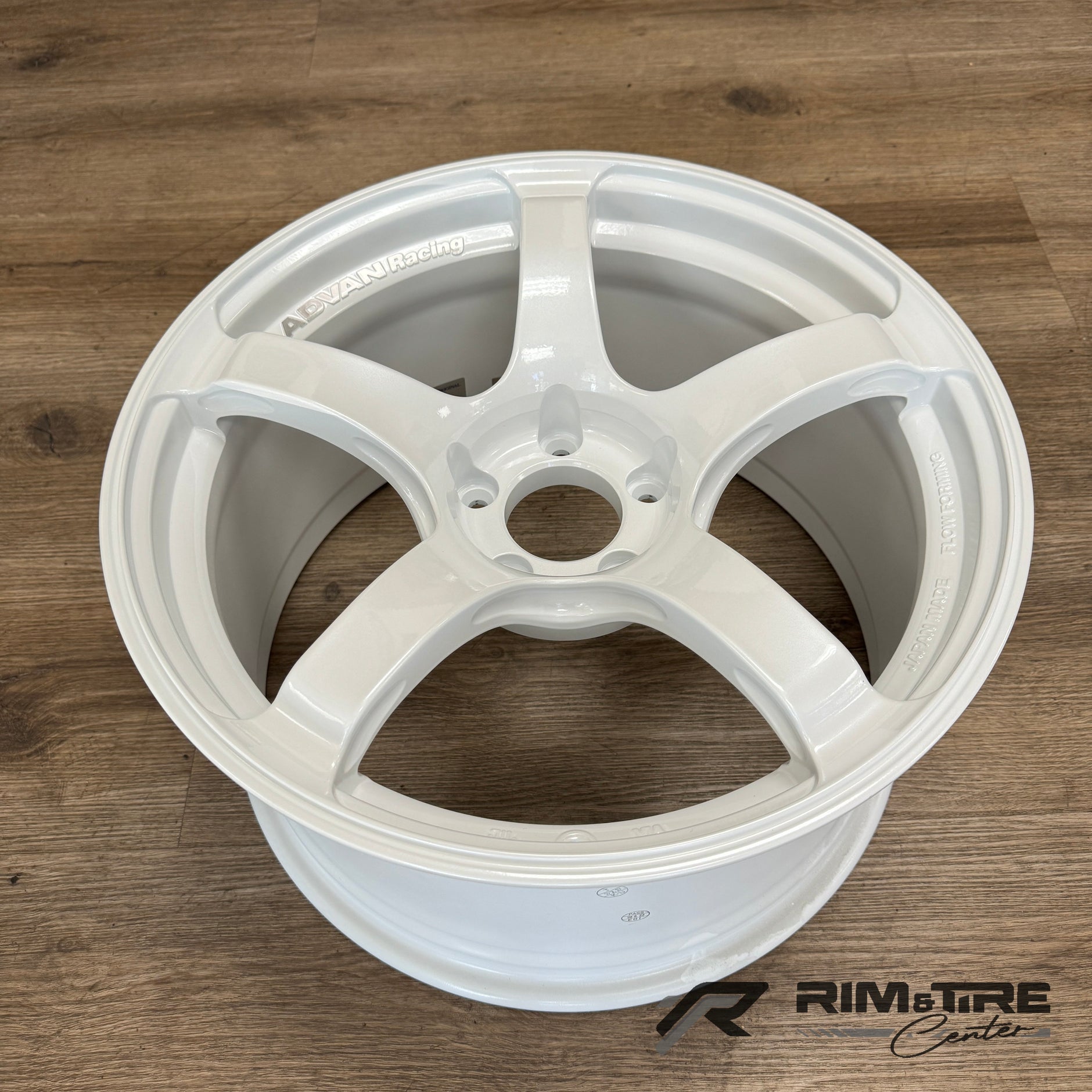 Advan Racing – Rim and Tire Center