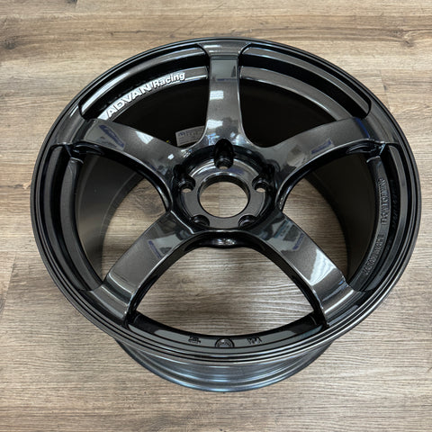 Advan TC-4 18x9.5 +38 5x120 Racing Black Gunmetallic, No Ring (Set of 4)  YAD8J38WBG