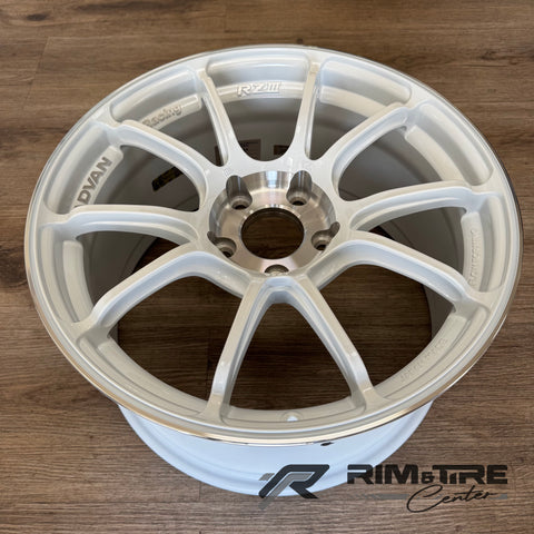 Advan RZIII 18x9.5 +25 5x114.3 White Metallic & Diamond Cut (Set of 4) YAJ38J25EWMC