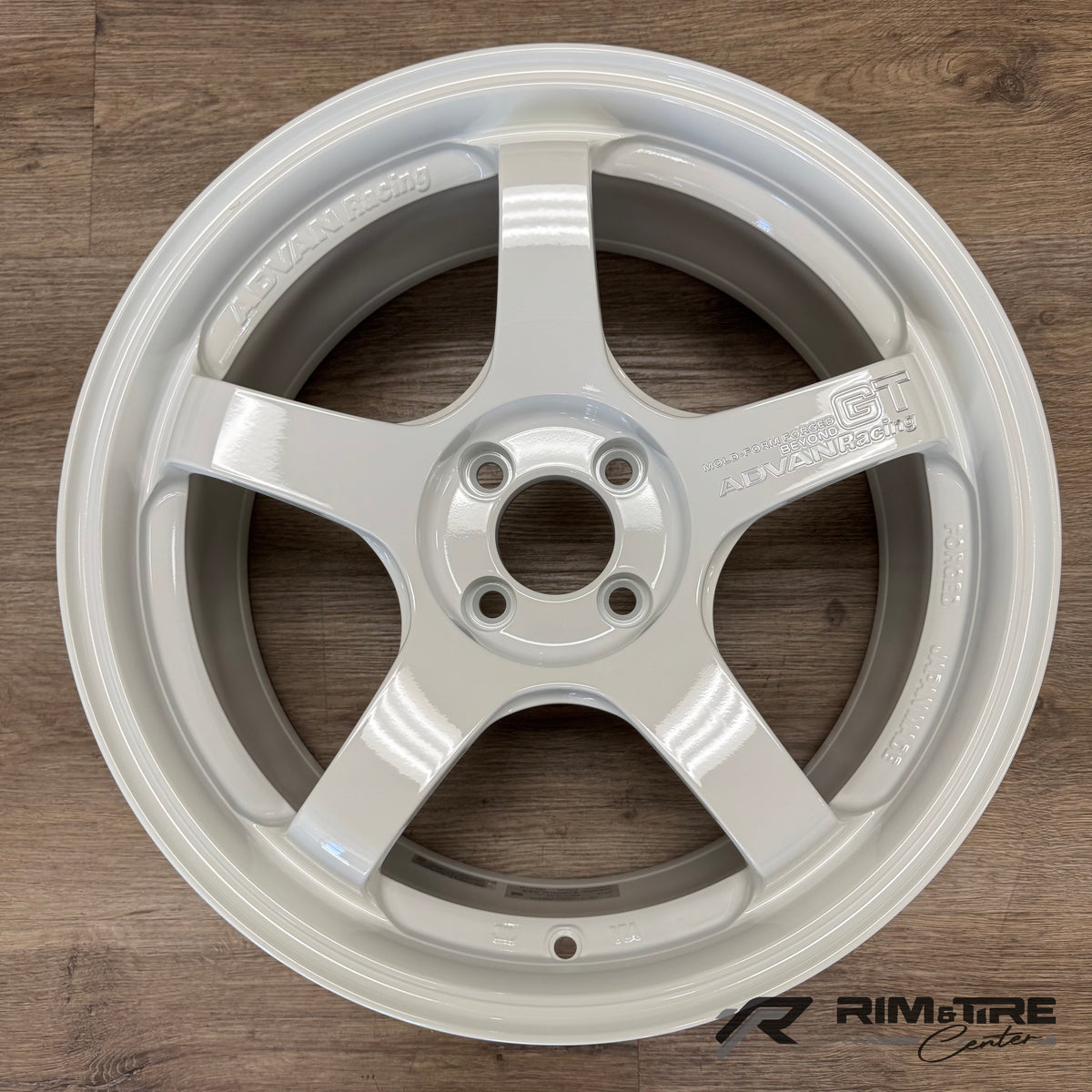 Advan GT Beyond 17x8 +35 4x100 Racing White (Set of 4) YAQB7G35AW
