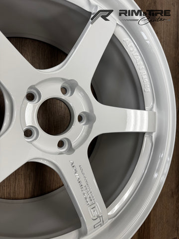 Advan GT Beyond 18x10 +35 5x114.3 Racing White Metallic (Set of 4) YAQB8K35EW