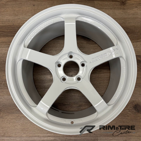 Advan GT Beyond 18x10 +35 5x114.3 Racing White Metallic (Set of 4) YAQB8K35EW