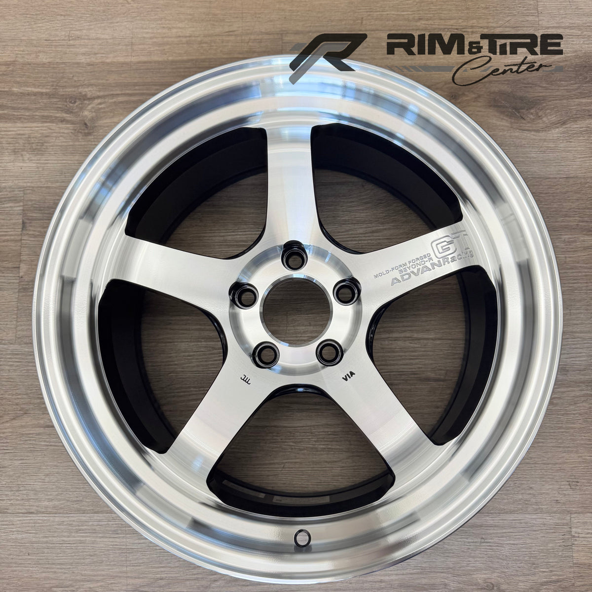 Advan GT Beyond-R 18x9.5 +38 5x114.3 Machining & Diamond Cut (Set of 4) YAQC8J38EMDC